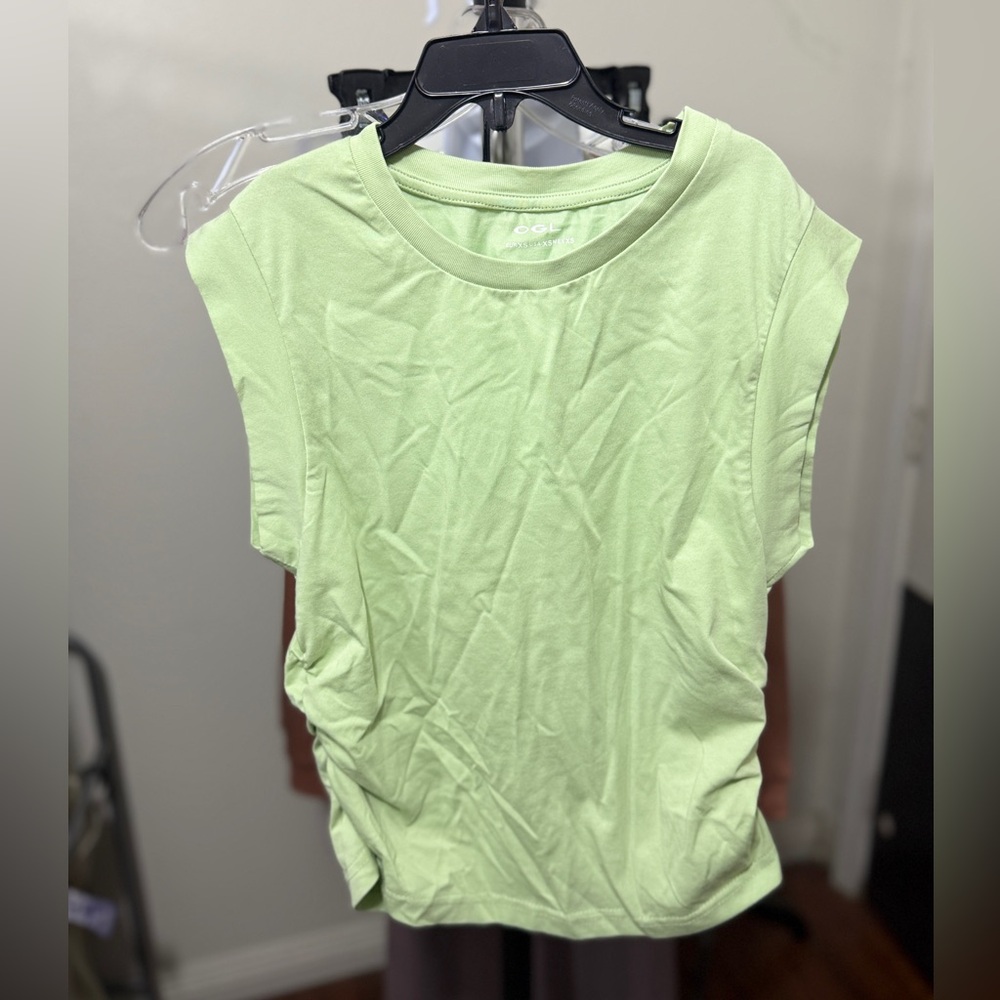 OGL muscle tee